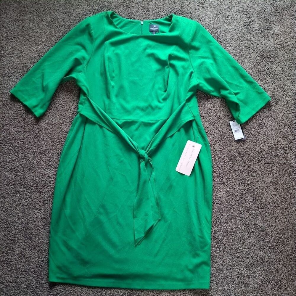Adrianna Papell Women's 26W Green Knit Crepe Tie Waist Sheath Dress $149